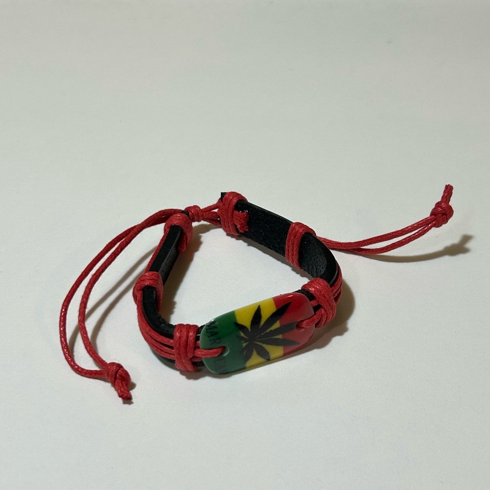 Rasta Fashion Bracelet Leather Wrist Cuff Canna Leaf Emblem